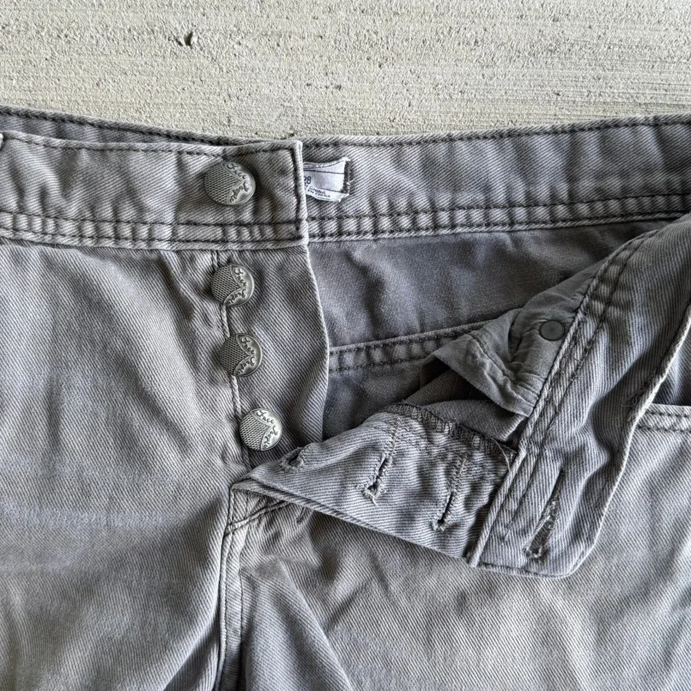 Free People FP Denim Grey Cut Off Shorts Women's Size 28 Button Fly Frayed Hem